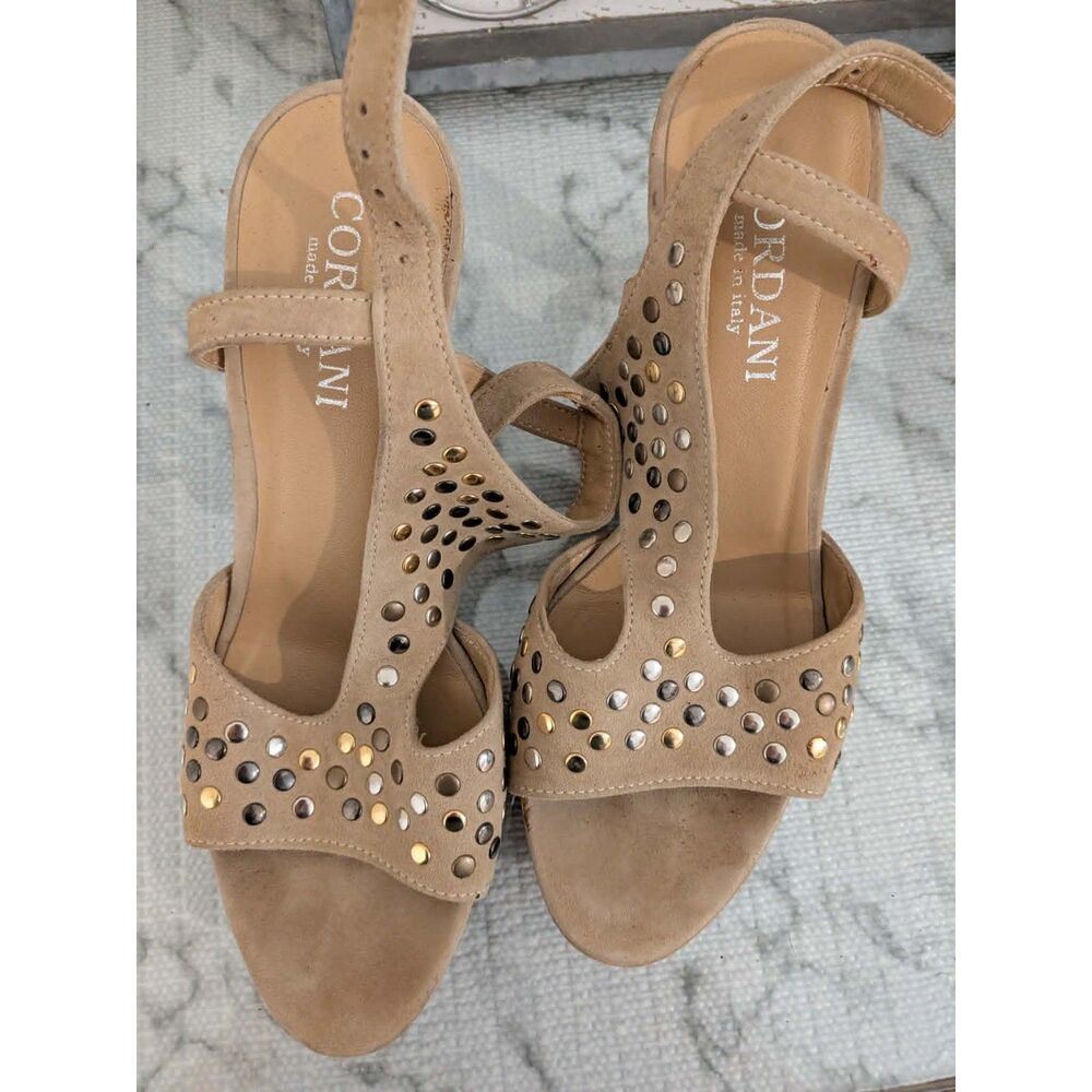 Cordani Made in Italy Women’s EU 37 Tan Suede Studded Slingback Heels